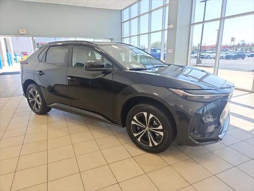2025 Toyota bZ4X XLE