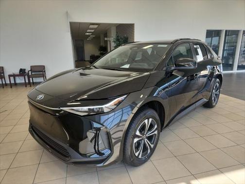 2025 Toyota bZ4X XLE