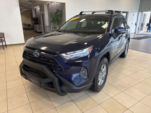 2024 Toyota RAV4 Hybrid XLE