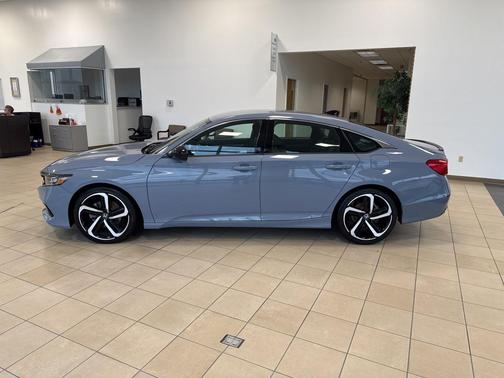 2022 Honda Accord Hybrid Base