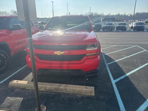 2017 Chevrolet Silverado 1500 Custom