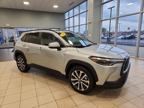 2023 Toyota Corolla Cross XLE
