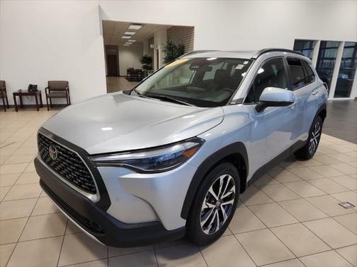 2023 Toyota Corolla Cross XLE
