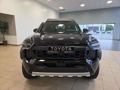 2025 Toyota Tacoma Hybrid Trailhunter