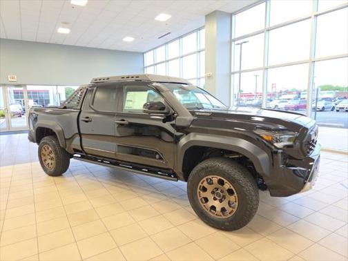 2025 Toyota Tacoma Hybrid Trailhunter