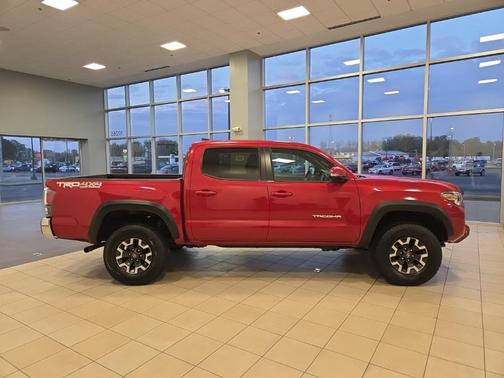 2023 Toyota Tacoma TRD Off-Road