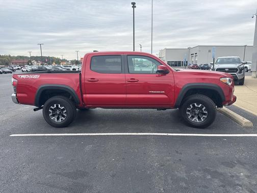 2023 Toyota Tacoma TRD Off-Road