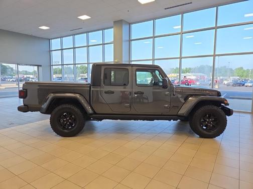 2022 Jeep Gladiator Willys