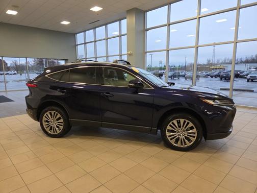 2021 Toyota Venza XLE