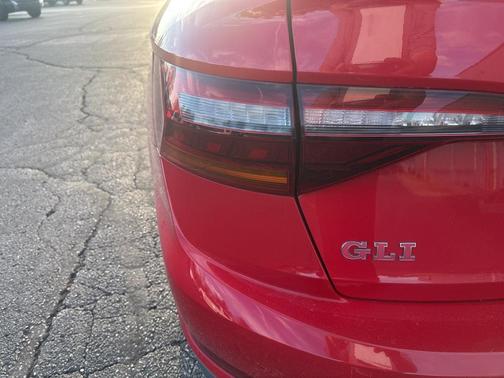 2019 Volkswagen Jetta GLI 2.0T Autobahn