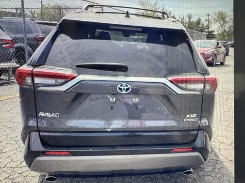 2021 Toyota RAV4 Hybrid SE