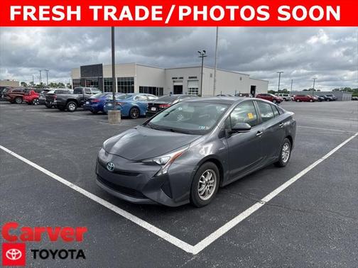 2016 Toyota Prius Two