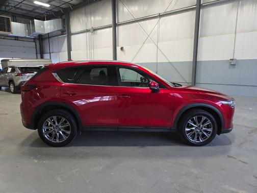 2019 Mazda CX-5 Signature