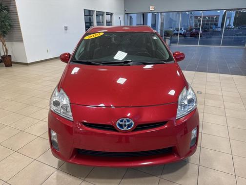 2010 Toyota Prius III