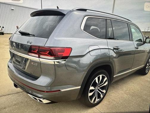 2022 Volkswagen Atlas 3.6L SEL Premium