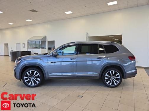 2022 Volkswagen Atlas 3.6L SEL Premium