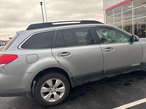 2011 Subaru Outback 2.5 i Premium