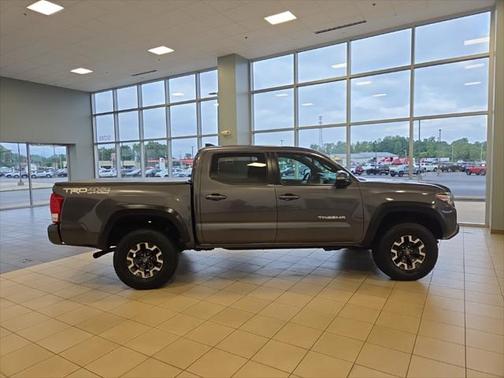 2019 Toyota Tacoma TRD Off-Road
