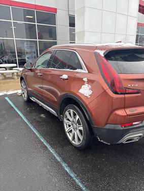 2019 Cadillac XT4 Premium Luxury