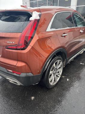 2019 Cadillac XT4 Premium Luxury