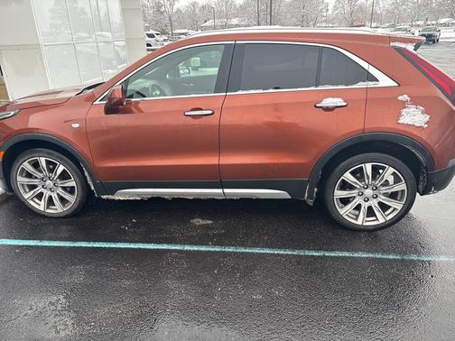 2019 Cadillac XT4 Premium Luxury