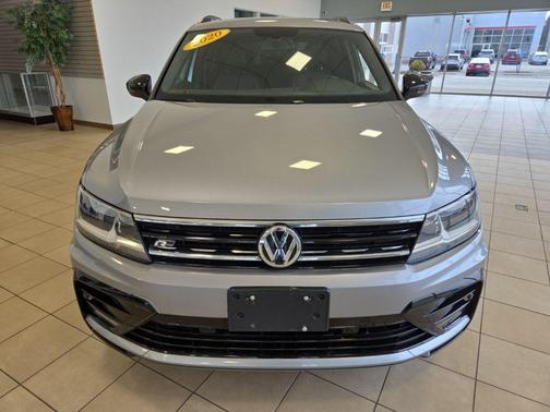 2020 Volkswagen Tiguan 2.0T SE R-Line Black 4MOTION