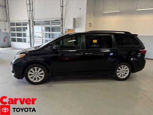 2015 Toyota Sienna XLE