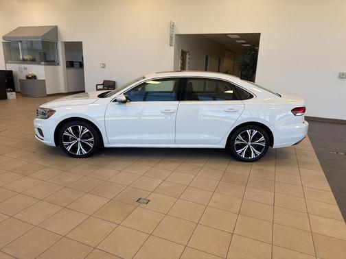 2021 Volkswagen Passat 2.0T SE