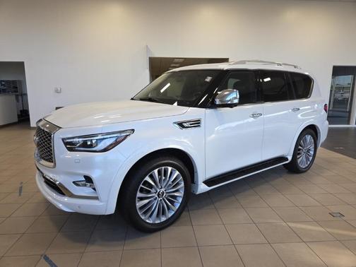 2021 INFINITI QX80 Premium Select