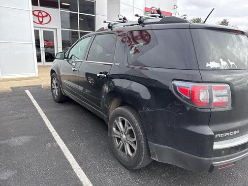 2016 GMC Acadia SLT-1