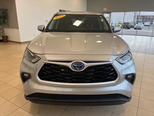 2023 Toyota Highlander Hybrid LE