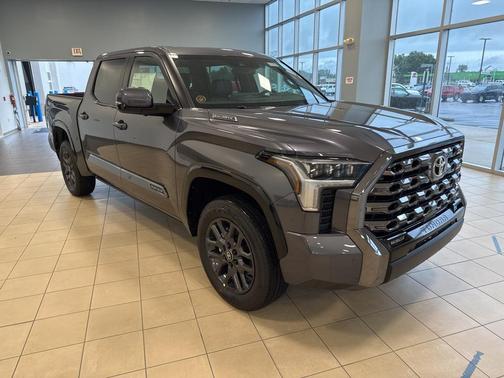 2025 Toyota Tundra Hybrid Platinum