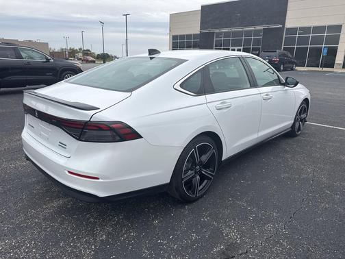 2023 Honda Accord Hybrid Base