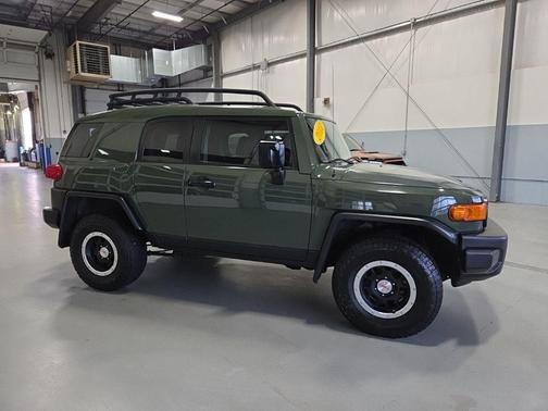 2011 Toyota FJ Cruiser Base