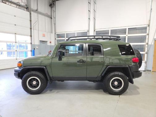 2011 Toyota FJ Cruiser Base