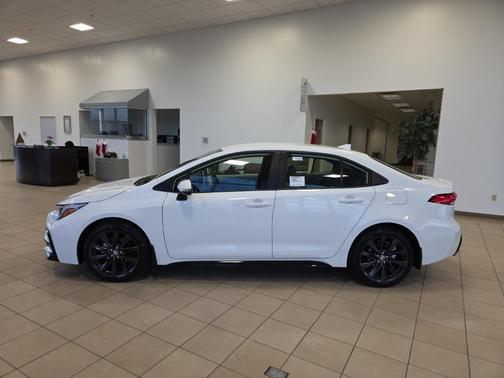 2026 Toyota Corolla Hybrid SE