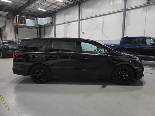 2024 Honda Odyssey Sport