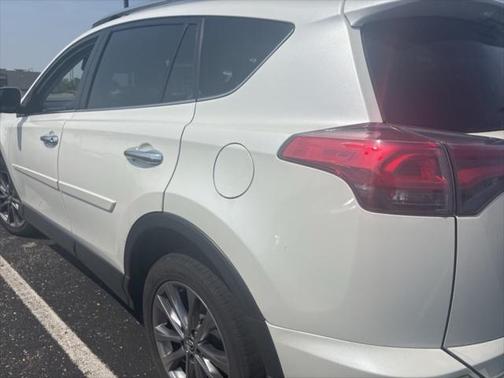 2017 Toyota RAV4 Limited