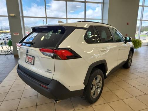 2022 Toyota RAV4 Hybrid XLE