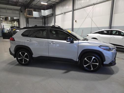 2025 Toyota Corolla Hybrid SE