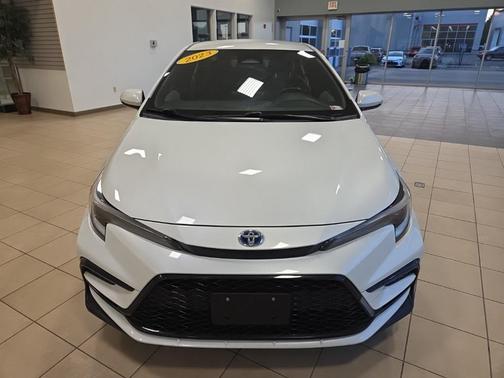 2023 Toyota Corolla Hybrid SE