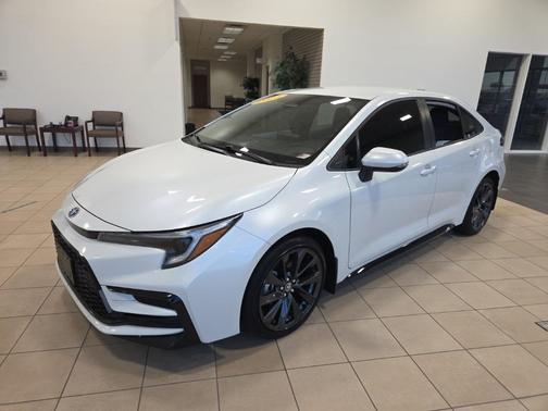 2023 Toyota Corolla Hybrid SE