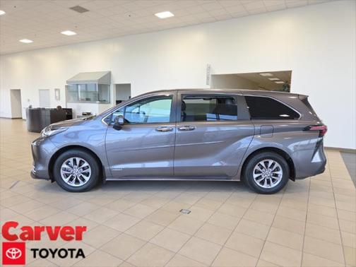 2021 Toyota Sienna XLE 7 Passenger