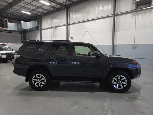 2024 Toyota 4Runner TRD Off Road