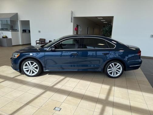 2018 Volkswagen Passat 2.0T SE