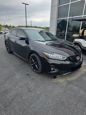 2023 Nissan Maxima SR