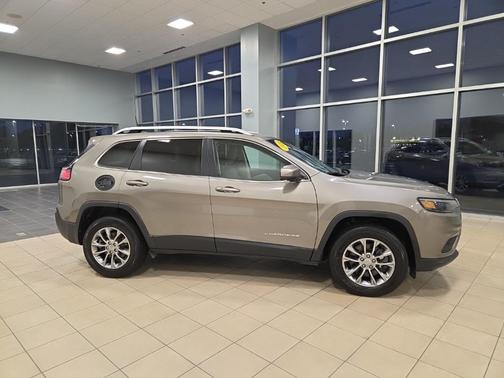2020 Jeep Cherokee Latitude Lux
