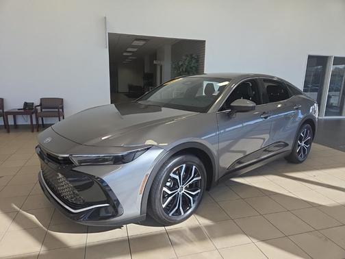 2025 Toyota Crown XLE