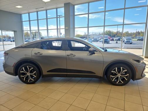 2025 Toyota Crown XLE