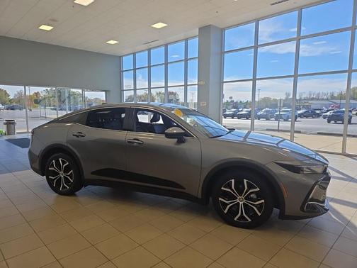 2025 Toyota Crown XLE